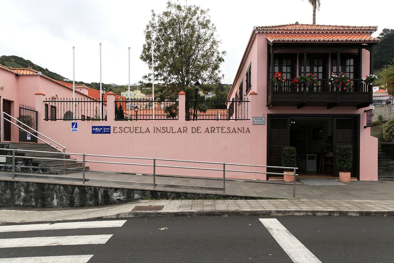 Escuela Insular de Artesanía